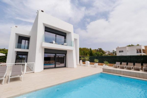 Hotel CAN EMYLA NEW MODERN VILLA WITH GYM 5 min FROM PACHA y LÍO